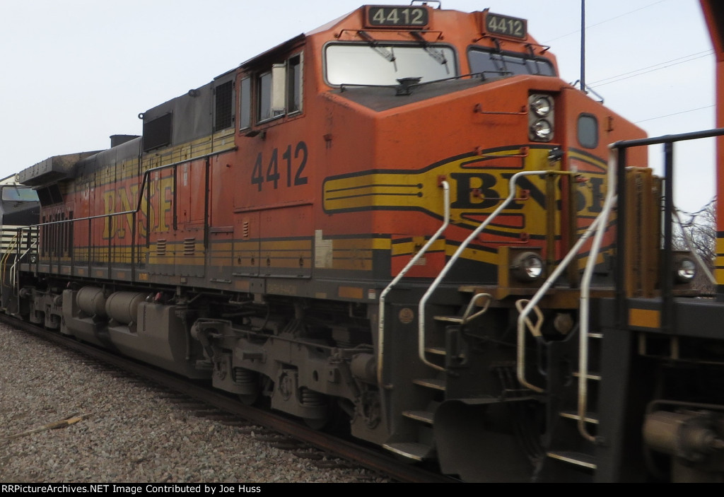 BNSF 4412